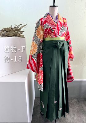 卒業袴レンタル赤金大柄定番｜三宮ココロスタジオ