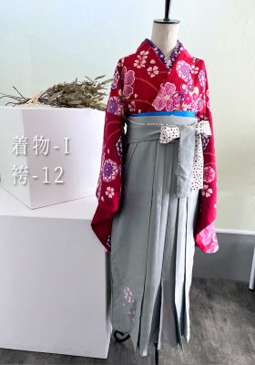 卒業袴レンタル赤地小花柄水玉ドット定番｜三宮ココロスタジオ